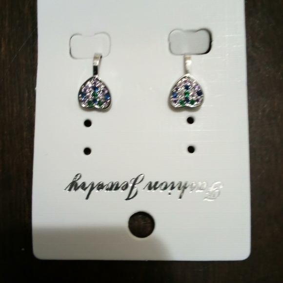 Jewelry - NWOT Women's Fashion Stud Rhinestone Clip On Earrings